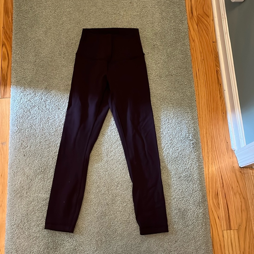 Lululemon Women’s Size 4 7/8 Leggings Maroon